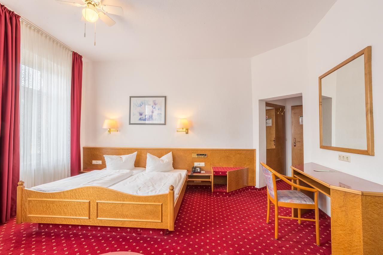 Hotel Astoria لبسيا المظهر الخارجي الصورة