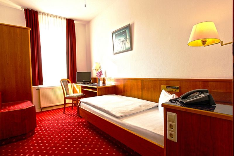 Hotel Astoria لبسيا المظهر الخارجي الصورة