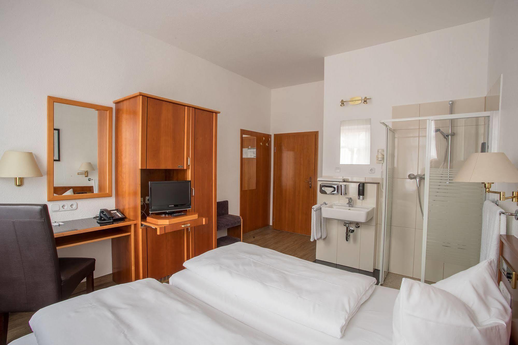 Hotel Astoria لبسيا المظهر الخارجي الصورة