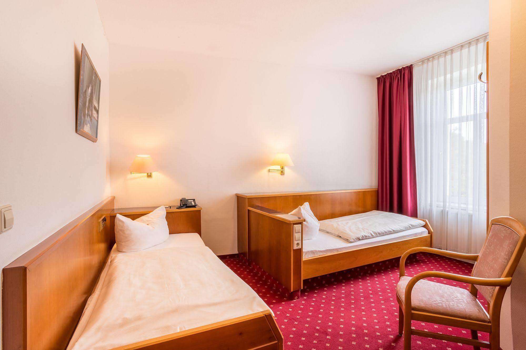 Hotel Astoria لبسيا المظهر الخارجي الصورة